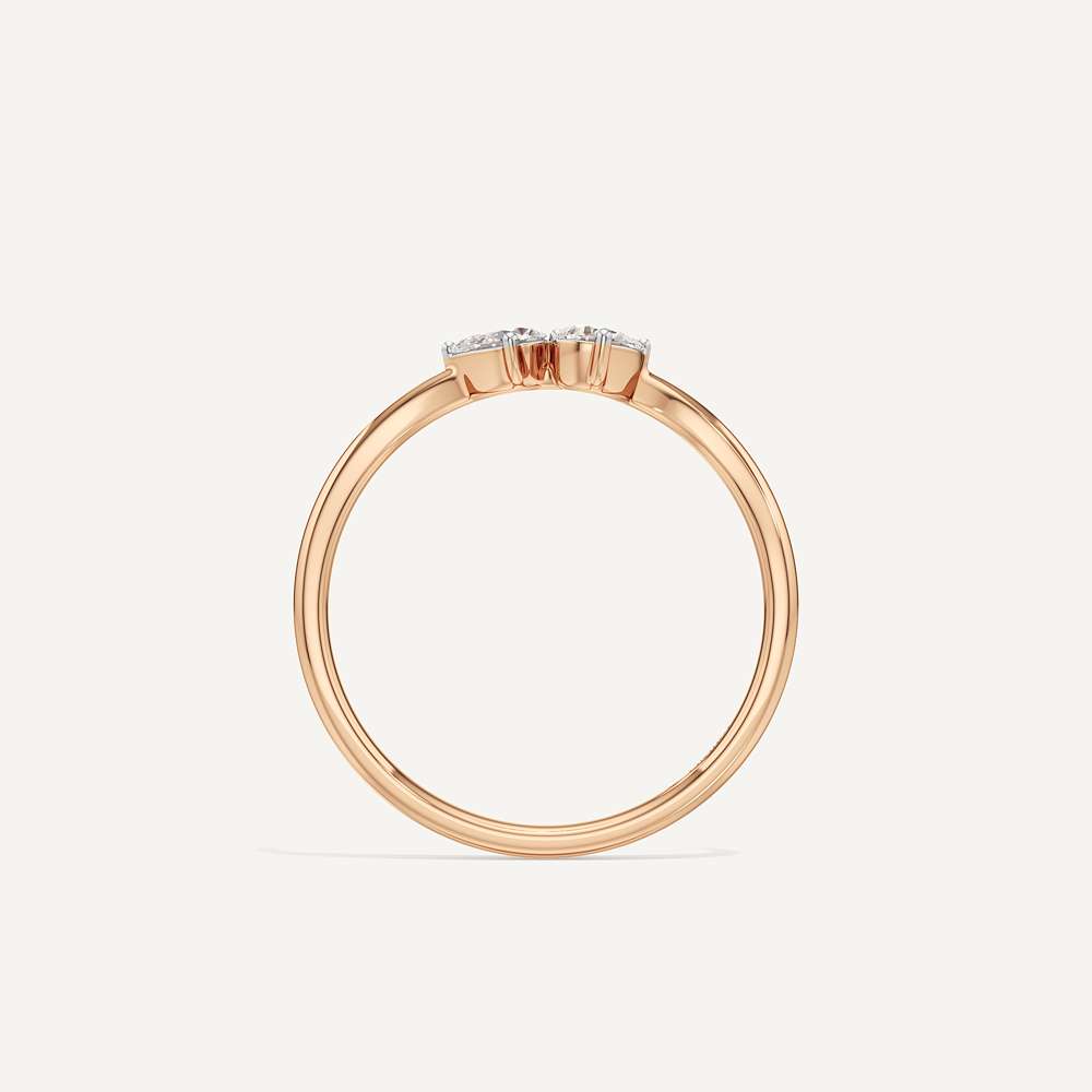 Jolie Pear Diamond