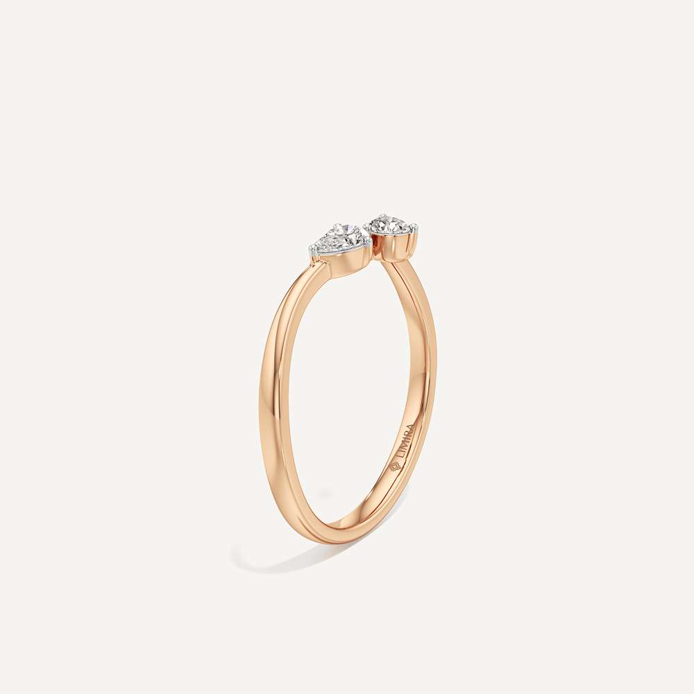 Jolie Pear Diamond